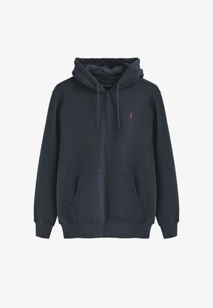 Granatowa bluza z kapturem na zamek, wykonana z mieszanki bawełny, z przednią kieszenią, kapturem ze sznurkiem i małym czerwonym logo na lewej piersi.