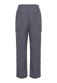 Pantalon cargo gris foncé avec taille élastique et poches à rabat latérales sur chaque jambe, vu de face.