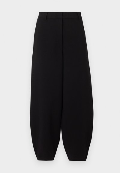Μαύροι φαρδιοί cropped παντελόνια με ψηλή μέση και χωρίς ορατές τσέπες ή στολίδια.