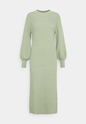 Vestido de punto - green twisted yarn