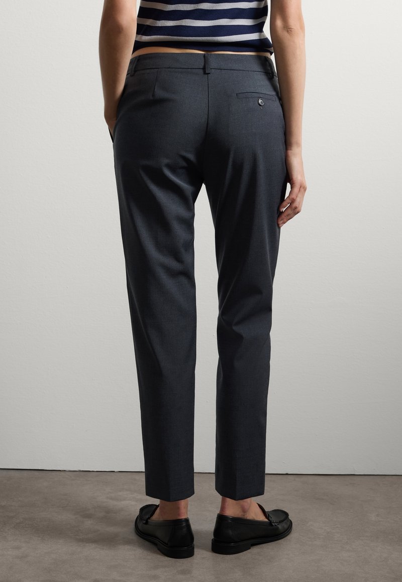 Stefanel REGULAR FIT Pantaloni ash grey/grigio