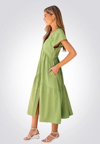 Cupshe BREEZY MIDI  - Vestido informal - green