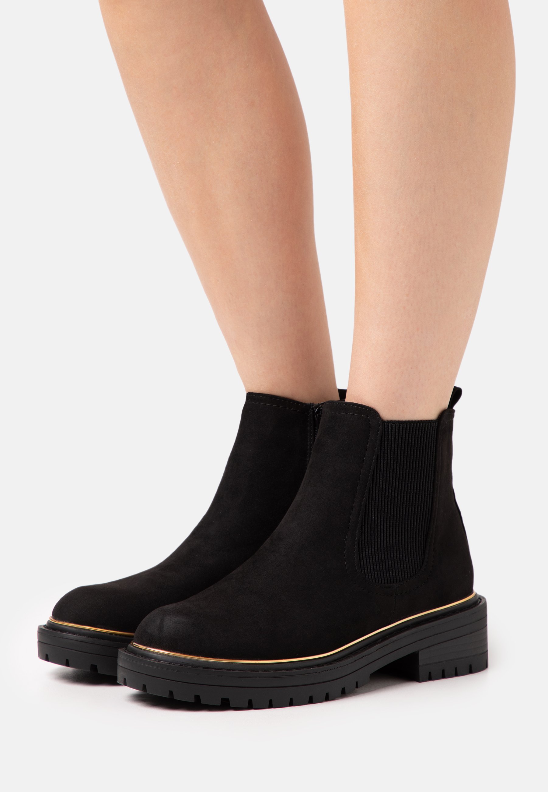 look bottines noires