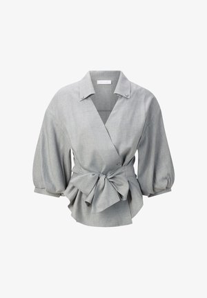 Pilka apykaklė bluzonė su apimtimis rankovėmis, susietà juosta ties liemeniu, išlyginta, tekstūruota medžiaga.