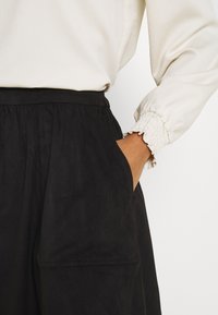 VILA VICHOOSE SKIRT - Minijupe - black