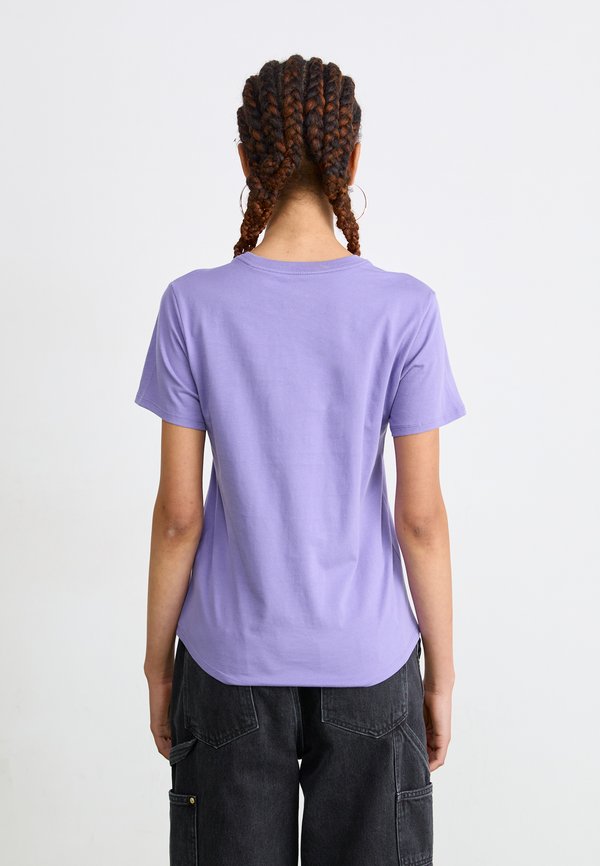 CLUB TEE - Basic T-shirt - dusty amethyst4