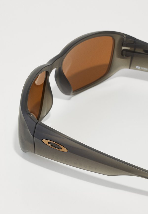 TOURNIQUET UNISEX - Sunglasses2