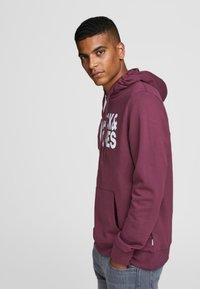 Jack & Jones JJECORP LOGO  - Hoodie - port royale