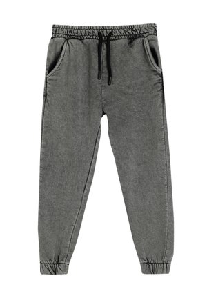 - Spodnie treningowe