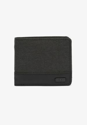 Portafoglio in tessuto nero con una sezione superiore grigia, sezione inferiore liscia e un accento logo sottile. Design compatto e rettangolare con bordi cuciti.