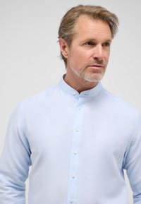 Eterna LINEN SHIRT - MODERN FIT - Overhemd - himmelblau