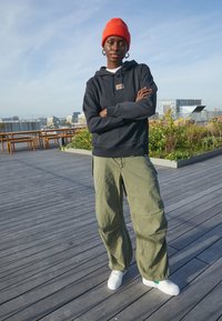 felpa nike sportswear air hoodie