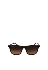 Słoneczne okulary w kolorze tortoiseshell z kwadratowymi oprawkami, gradientowymi brązowymi soczewkami oraz logo na lewym zauszniku. Ramiona są zakrzywione i matowe.