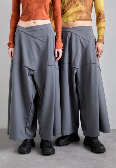 STAMM FREE PANTS UNISEX - Stoffhose - dark grey