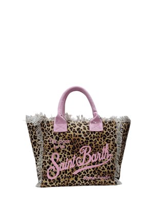 Borsa shopper con stampa leopardata, manici rosa e scritta rosa con il testo "The place to be Saint Barth Summer Paradise", bordi sfrangiati.