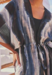 Next LONGLINE WAIST STANDARD - Accessorio da spiaggia - navy tie dye
