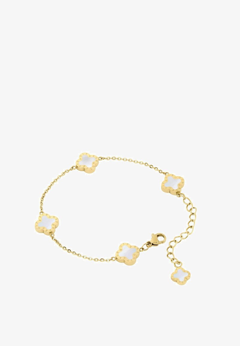 Guldbaserad armband med fyra vita blomformade detaljer, kopplade med en kedja, med en krabba klämma och justerbar längd.