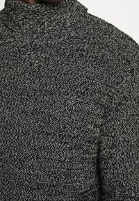 Redefined Rebel Strickpullover - black