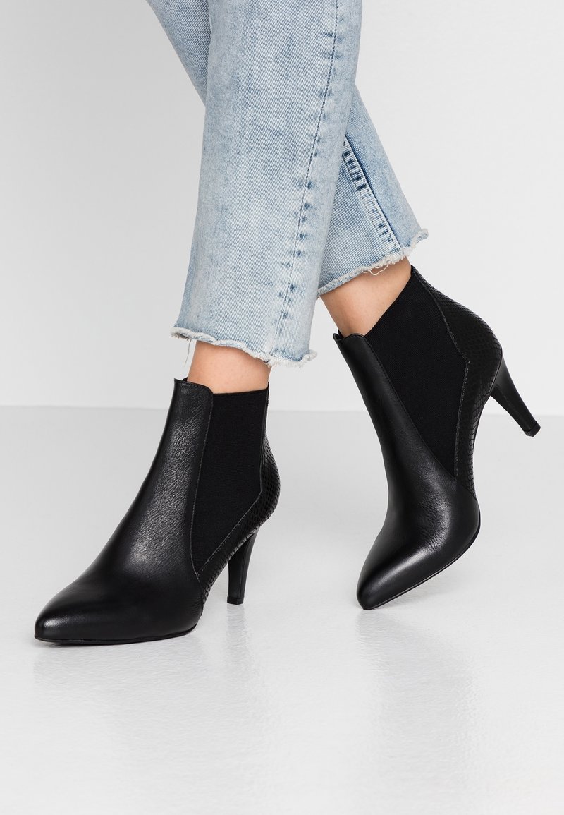 Anna Field Botines - black