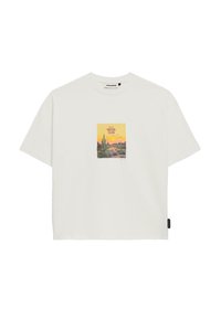 Thumbnail Image 10