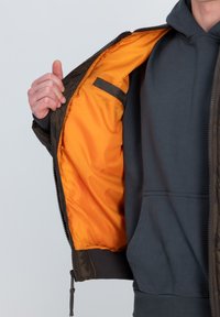 Alpha Industries PUFFER - Bomber dzseki - dark olive camo