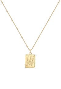 Collana in oro con pendente rettangolare caratterizzato da un design di rosa in rilievo, sospeso a una delicata catena con dettagli di perline.