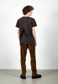 Clean Cut Copenhagen PATRICK  TEE - T-Shirt print - dark brown