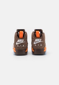 Jordan JUMPMAN MVP - Sneakers high - track brown/magma orange/white