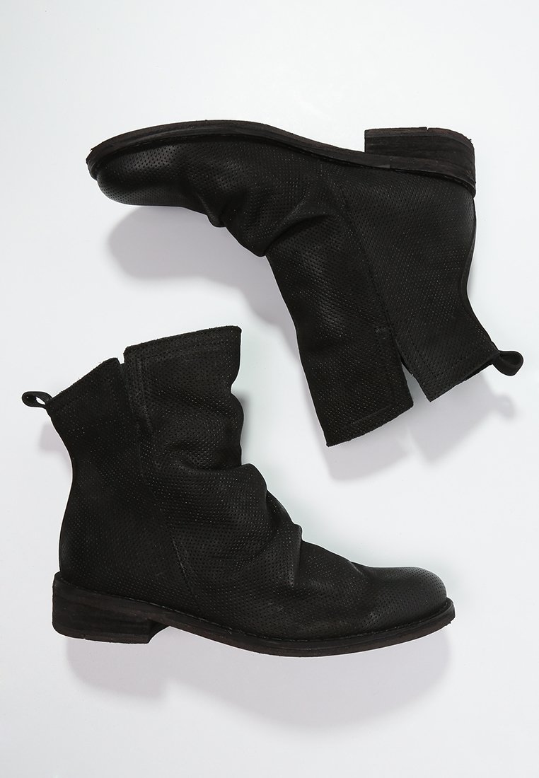bottes felmini noires