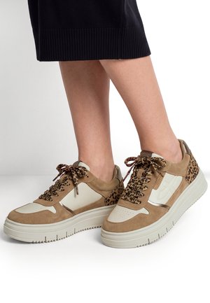 Tamaris, Trainers - taupe
