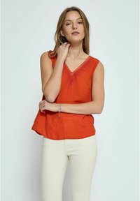 Desires Top - red clay