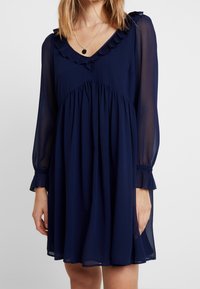 NAF NAF Koktejlové šaty / šaty na párty - dark blue