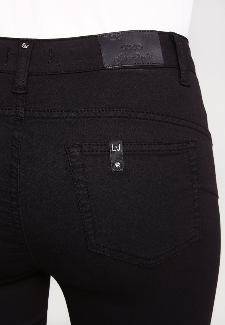 Liu Jo Jeans BOTTOM UP DIVINE - Pantalones nero/negro - Zalando.es