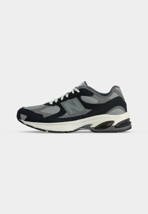 New Balance Sneaker '2010'. — photo 2