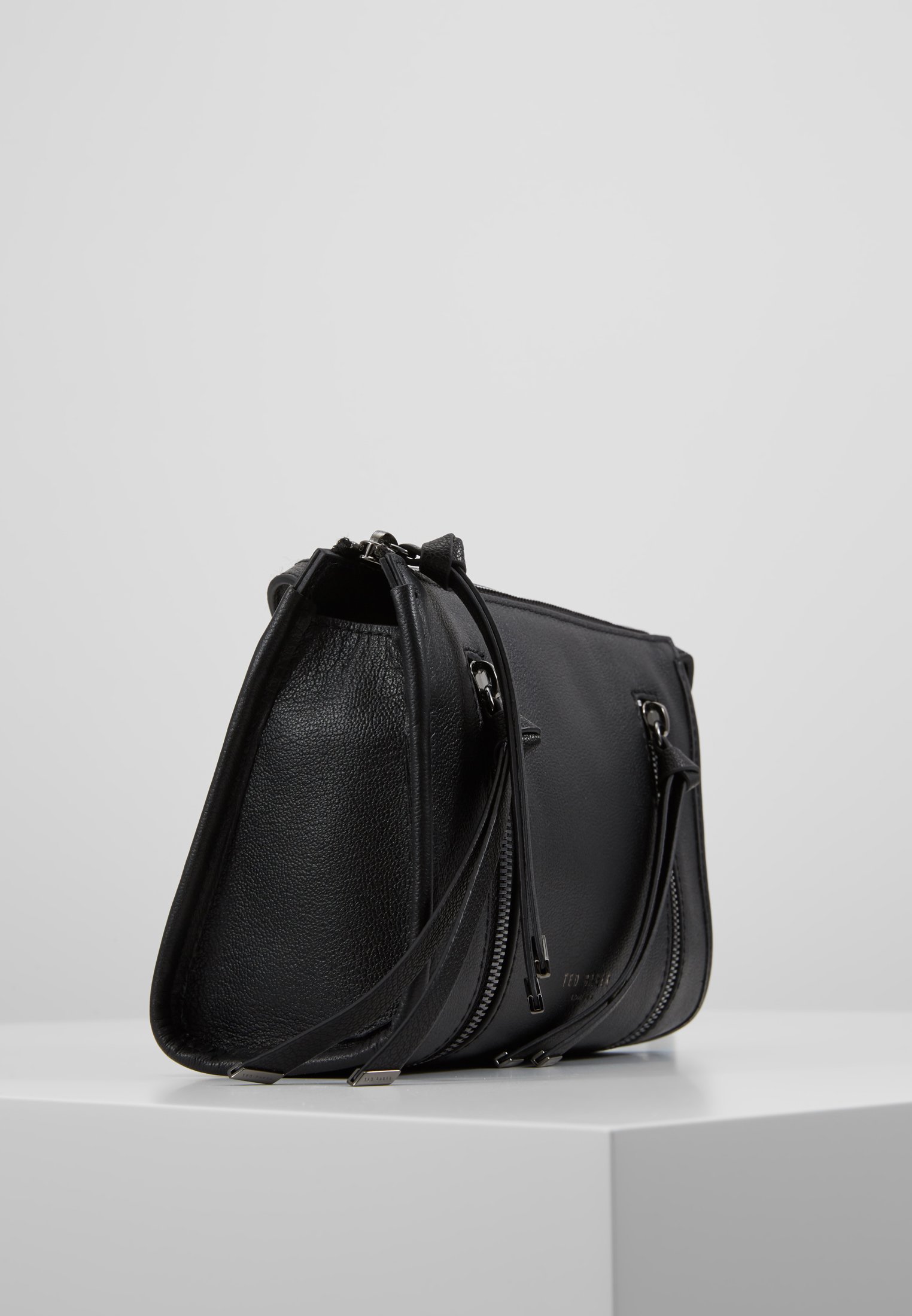 Ted Baker HENNEYY Skulderveske black Zalando.no Ted Baker HENNEYY Skulderveske black Zalando.no