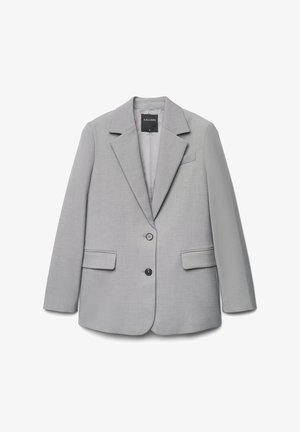 Hellgrauer, einreihiger Blazer mit Kerbkragen, zwei vorderen Pattentaschen, zwei Knöpfen und einem schwarzen Etikett im Krageninnenseite.