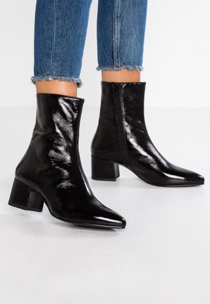 Botines - black