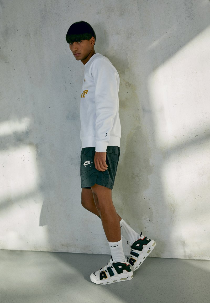 nike uptempo 96 rose