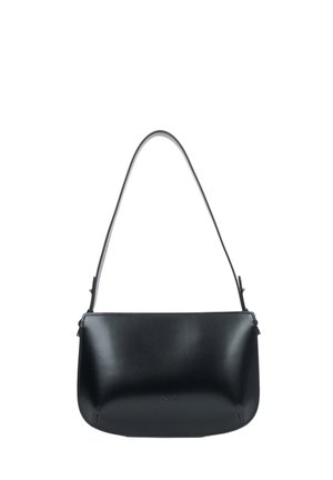 Sac bandoulière rectangulaire en cuir noir avec une sangle unique et un logo embossé subtil au centre avant.