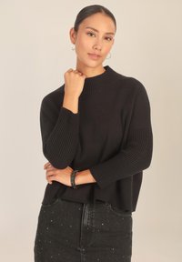 Apart OVERSIZED  czarny
