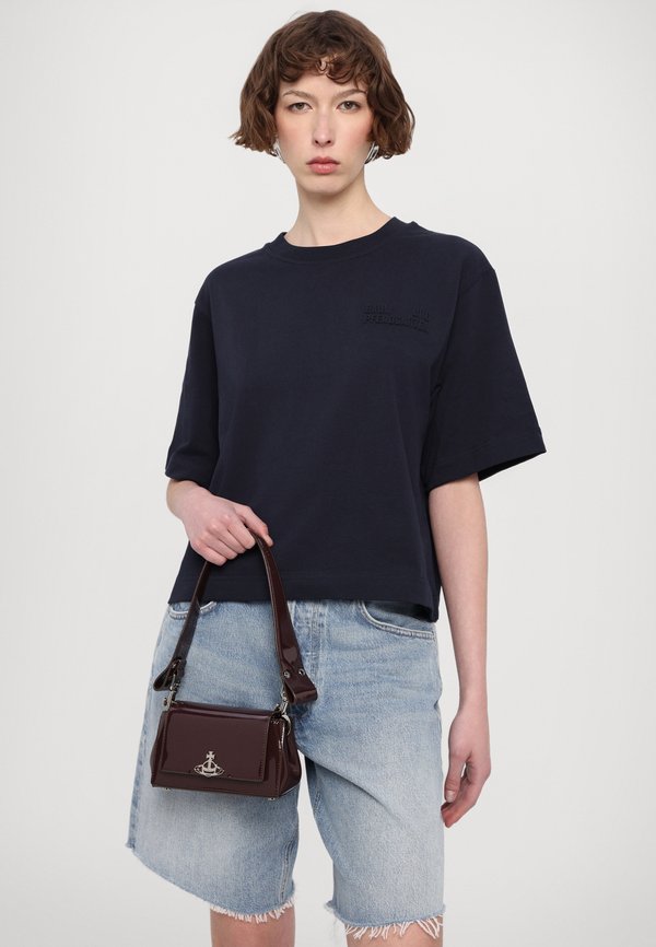 JIANA - Basic T-shirt2