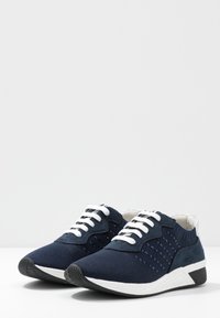 LOVE OUR PLANET by MARCO TOZZI Sneaker low - navy