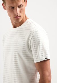 NO EXCESS STRIPED - T-shirt print - offwhite