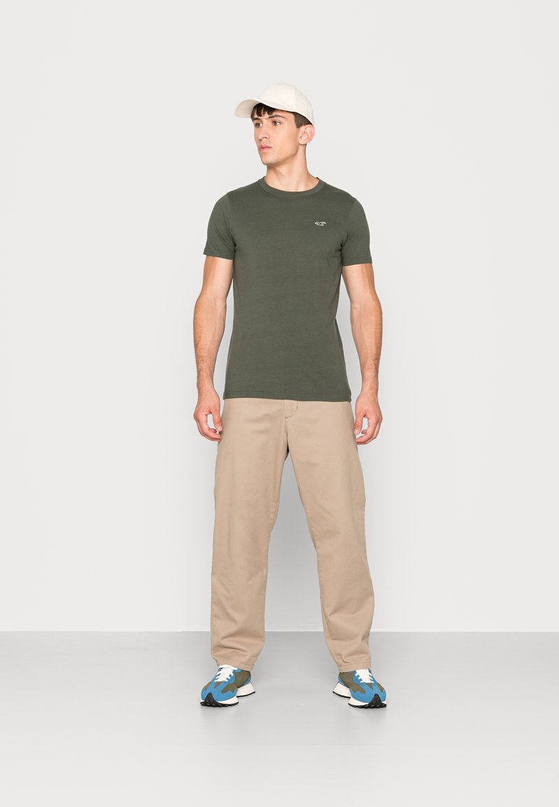 Hollister Co. MUSCLE FIT CREW 3PACK Tshirts basic grey/green/navy