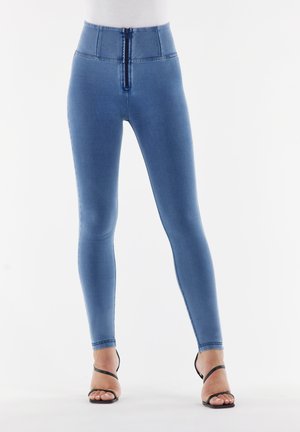 WR UP VITA ALTA - Pantalon classique - jeans chiaro cuciture in tono