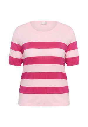 Maglia rosa a maniche corte in maglia con ampie strisce orizzontali rosa scuro e scollo tondo su sfondo bianco.