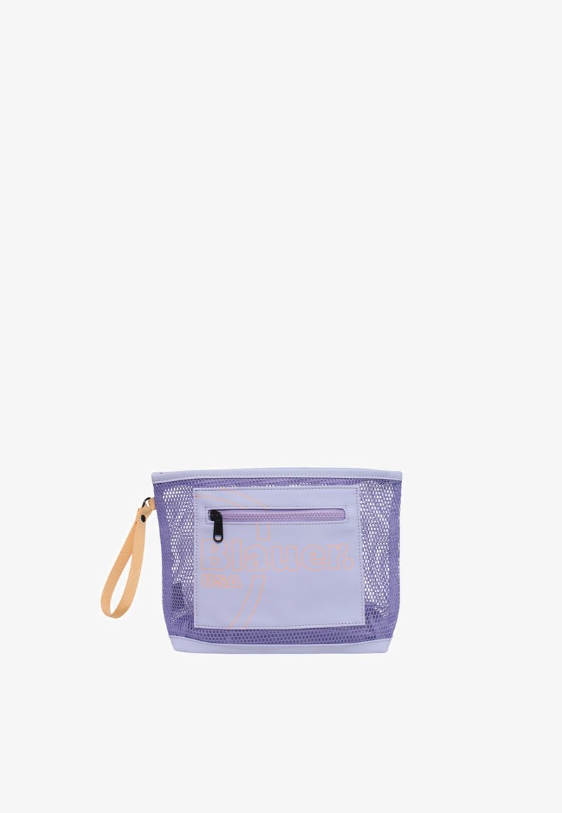 Pochette cosmetica in rete di colore lavanda, con tasca frontale con zip, dettagli arancioni e un cinturino per il polso per una facile maneggevolezza.