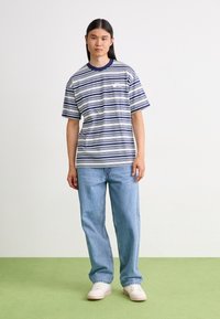 Nike SB TEE - Jednoduché tričko - midnight navy