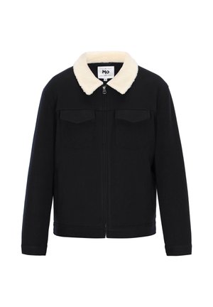 Fekete zipzáros dzseki, krémszínű műszőrme gallérral, két mellzsebekkel és strukturált sziluettel. Puha, tartós anyagból készült.