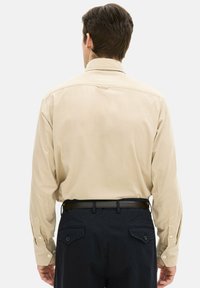 Oscar Jacobson Camicia - almond beige